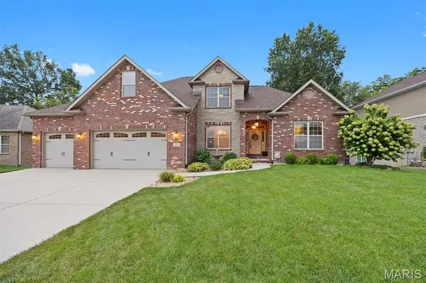 8518 Terracotta PL, O'fallon, IL 62269