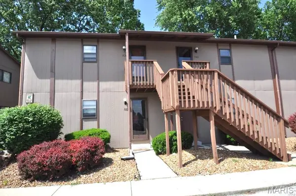111 ASHLEY DR, Fairview Heights, IL 62208
