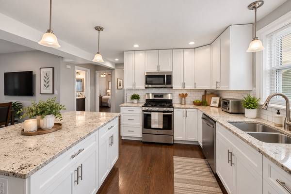 3649 N Newcastle AVE, Chicago, IL 60634