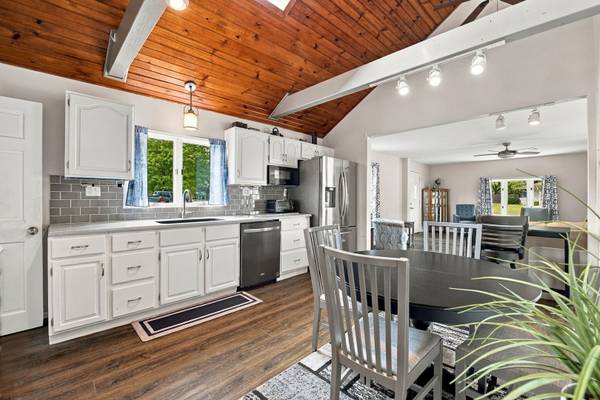 245 W Southmor RD, Morris, IL 60450