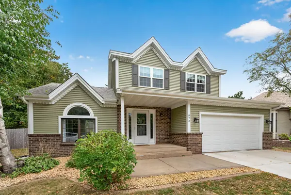 872 Winterberry CT, Woodbury, MN 55125