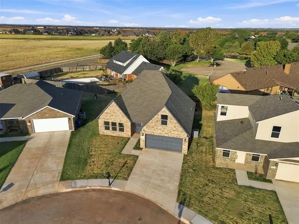 800 Chateau CT, Kingfisher, OK 73750