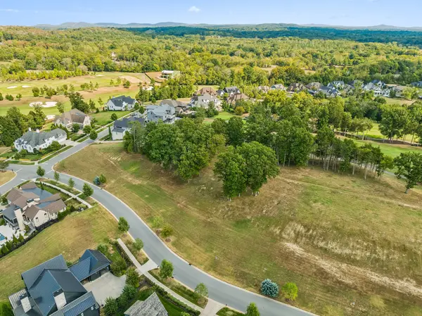 7289 Harlow Dr, College Grove, TN 37046