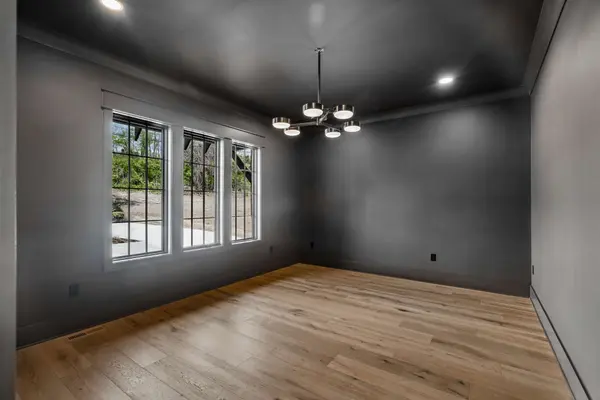 5448A Franklin Pike Cir, Brentwood, TN 37027