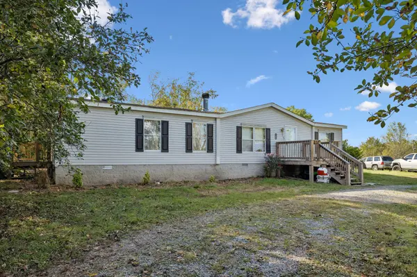 142 Dan Bean Rd, Red Boiling Springs, TN 37150