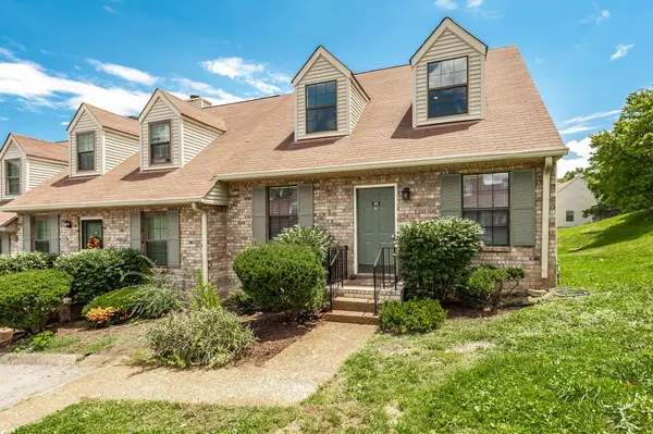 101 Deerpoint Ln, Hendersonville, TN 37075