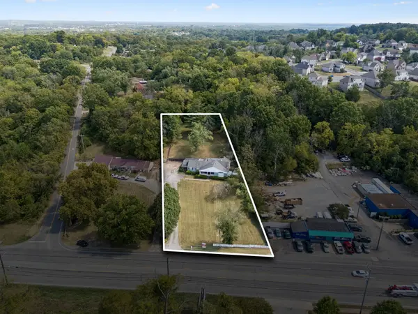 1332 S Dickerson Rd, Goodlettsville, TN 37072