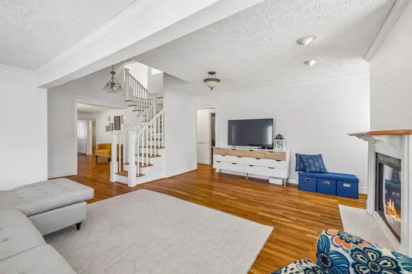 1332 S Dickerson Rd, Goodlettsville, TN 37072