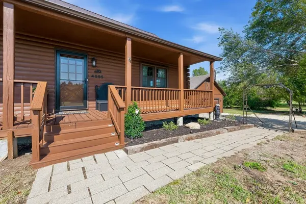 4595 NW Hopkins Switch Rd, El Dorado, KS 67042