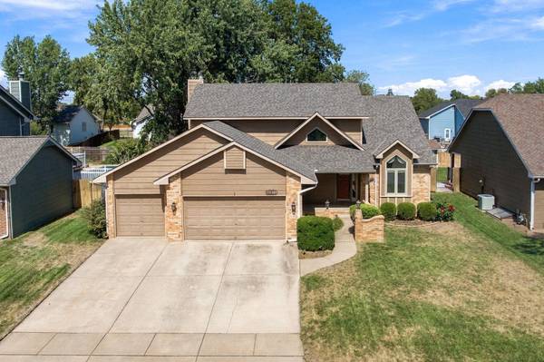 10214 W Jamesburg St, Wichita, KS 67212