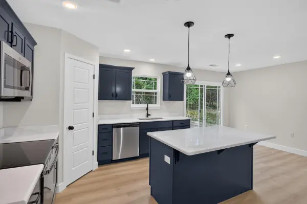 215 Mccann RD, Powersite, MO 65731