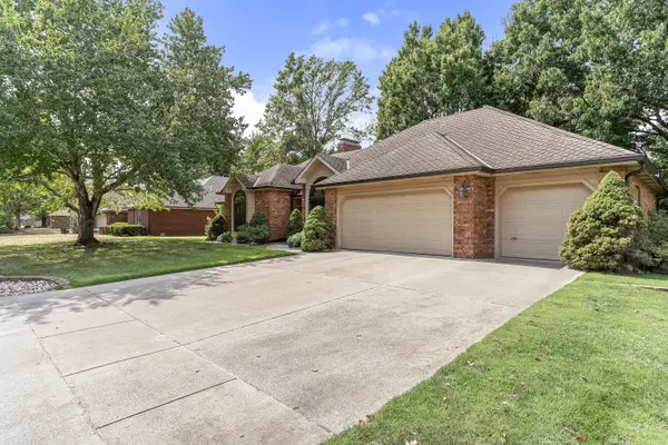 4715 S Connor AVE, Springfield, MO 65804