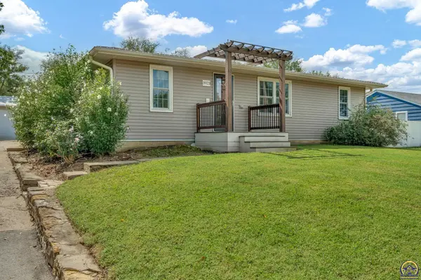 3923 SE 2nd ST, Topeka, KS 66607