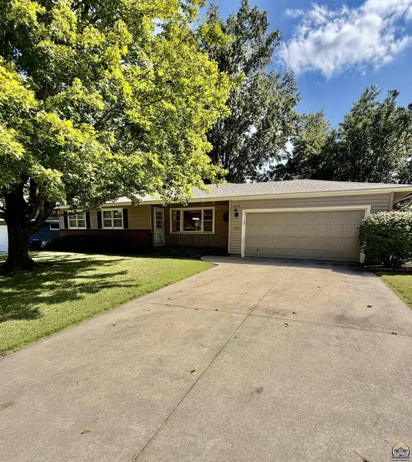 5609 SW 24th ST, Topeka, KS 66614