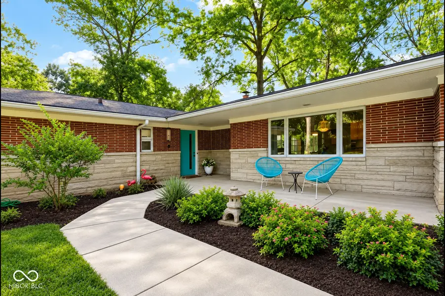 5735 Susan DR E, Indianapolis, IN 46250