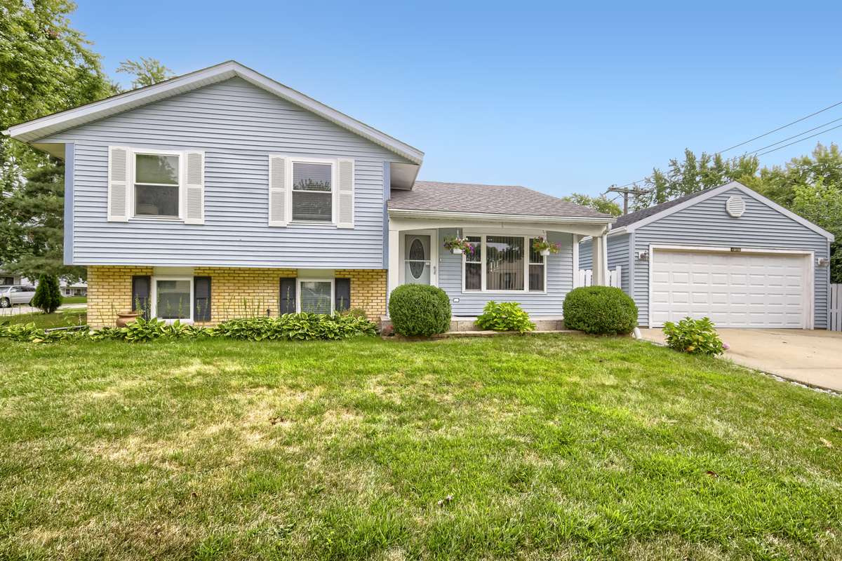 1619 Friedrich ST, Glendale Heights, IL 60139