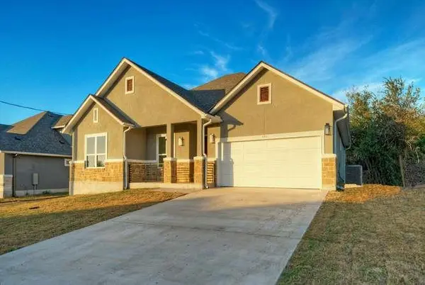 150 Waimanalo LN, Bastrop, TX 78602