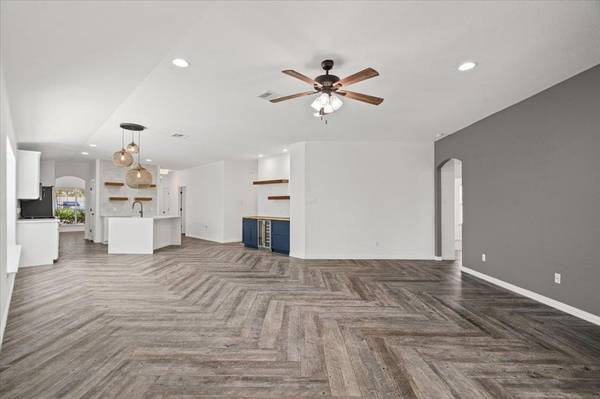 2341 Garlic Creek DR, Buda, TX 78610