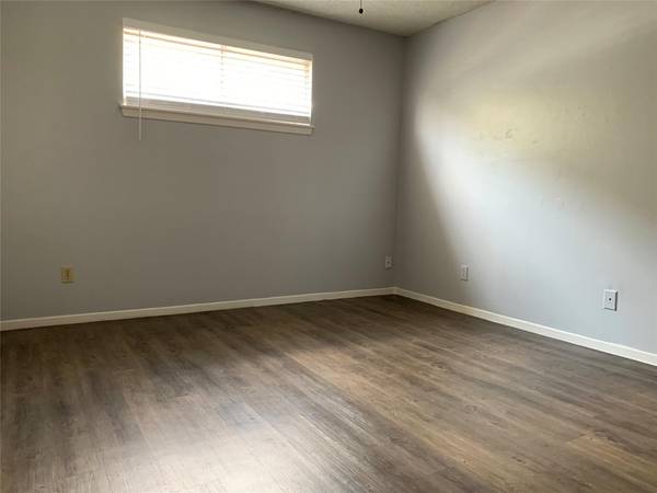 820 Houston ST #101, Austin, TX 78756