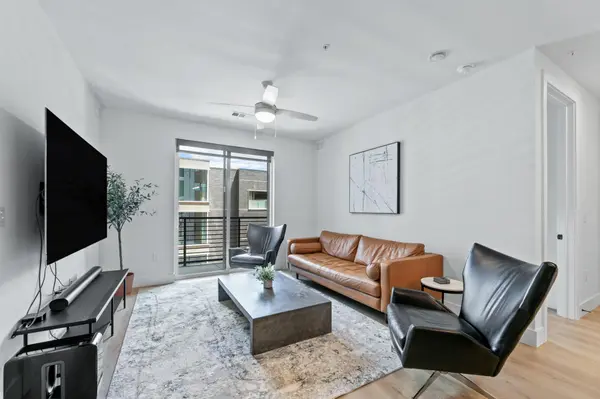 1701 Simond Ave #407, Austin, TX 78723