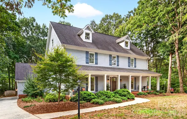 8004 Maremont CT, Charlotte, NC 28270
