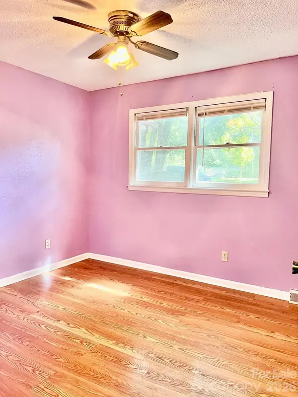 7065 Fieldcrest LN, Denver, NC 28037