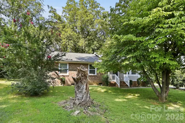 910 Canton PL, Charlotte, NC 28206