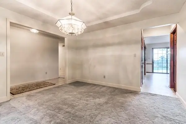 12309 E 53rd ST, Kansas City, MO 64133