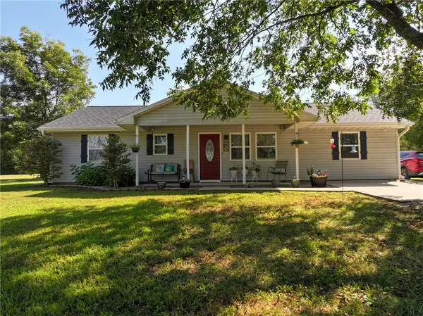15562 E Kaw Rapids RD, Nevada, MO 64772