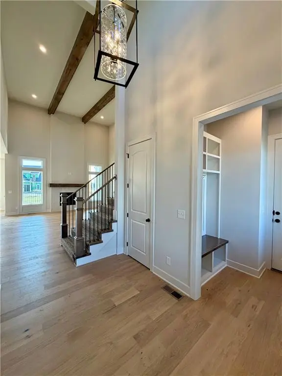 17621 Carter ST, Overland Park, KS 66221