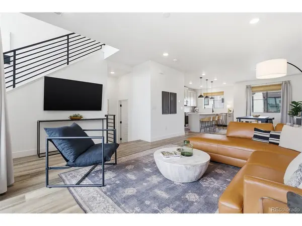 2048 S Holly #5, Denver, CO 80222