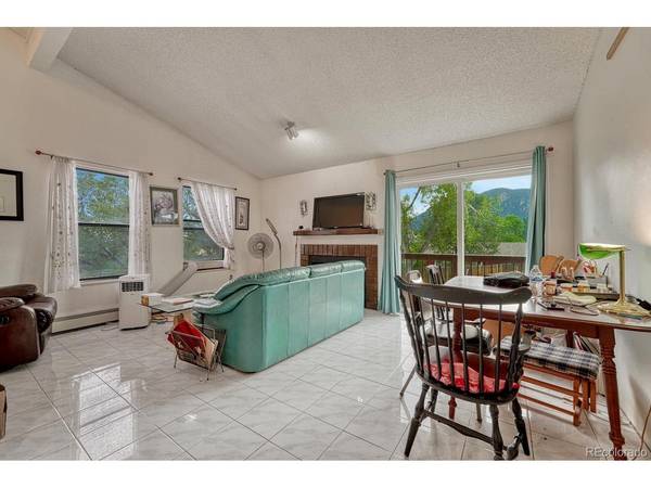 3660 Suncrest, Colorado Springs, CO 80906