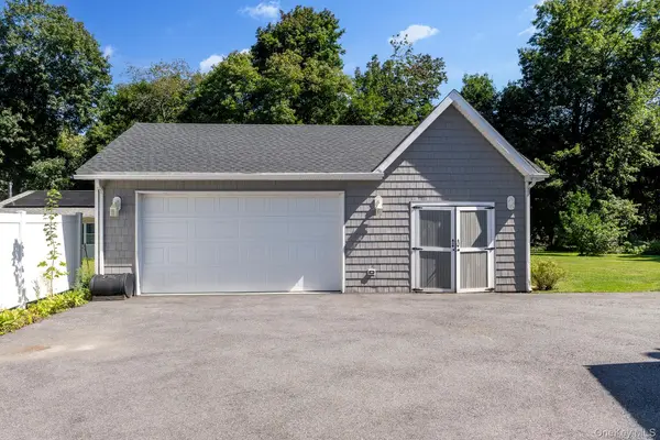 74 South ST, Patterson, NY 12563