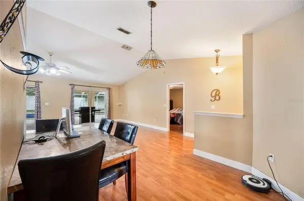 7512 FLORAL CIR E, Lakeland, FL 33810