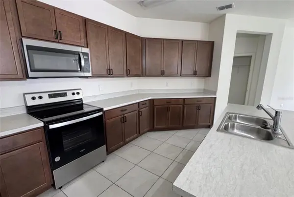 7054 CRUZ CT, Lakeland, FL 33813