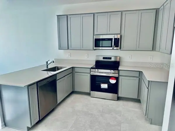 2584 RUNNERS CIR, Clermont, FL 34714