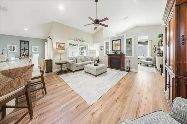 2530 ARROWPOINTE DR, Holiday, FL 34691