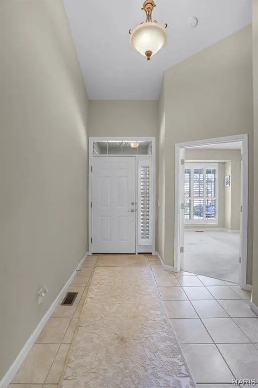5434 Ivy Summit CT, St Louis, MO 63128