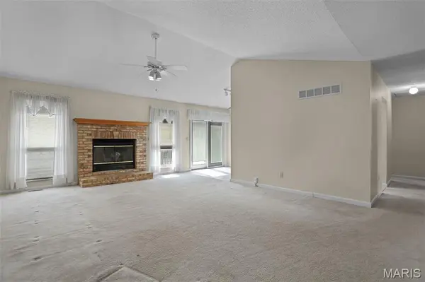 3711 Falcon View DR, Arnold, MO 63010