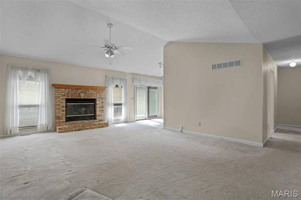 3711 Falcon View DR, Arnold, MO 63010