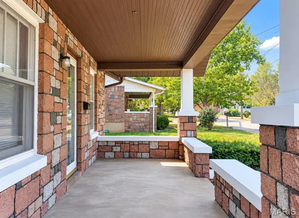 208 S Long ST, Farmington, MO 63640