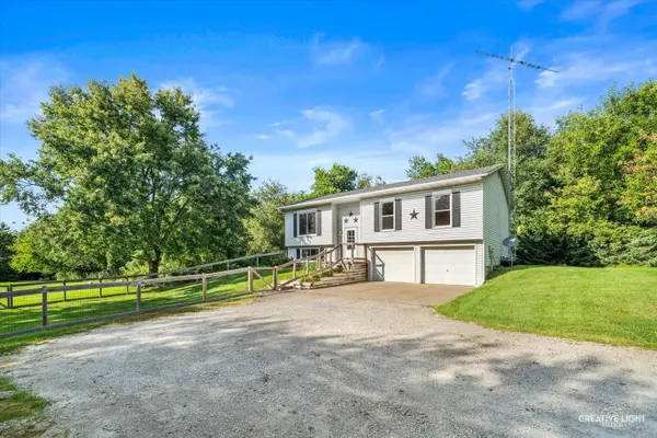3716 E 2653rd RD, Sheridan, IL 60551