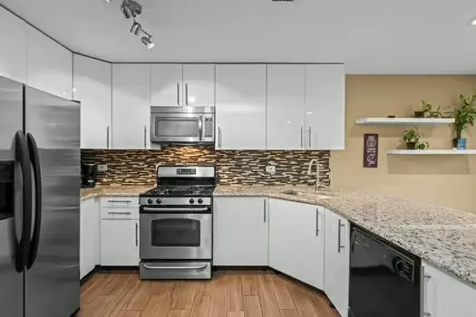 80 Commonwealth CT #3, Vernon Hills, IL 60061