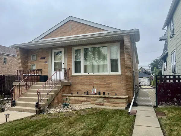 3820 W 57th PL, Chicago, IL 60629
