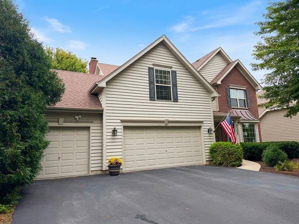 2105 Bent Tree DR, Geneva, IL 60134