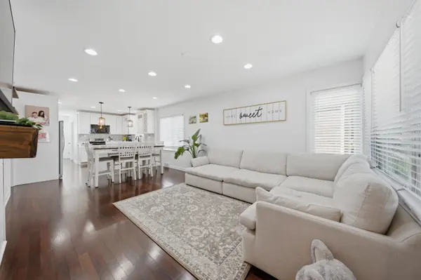 3432 Highland AVE, Berwyn, IL 60402