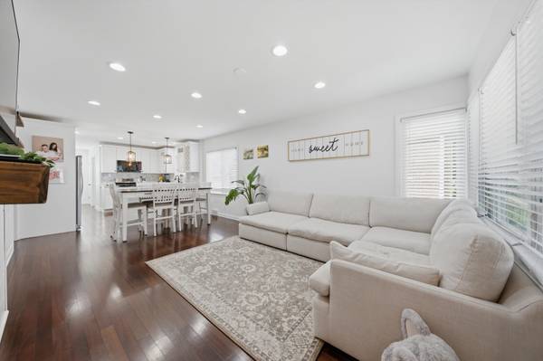3432 Highland AVE, Berwyn, IL 60402