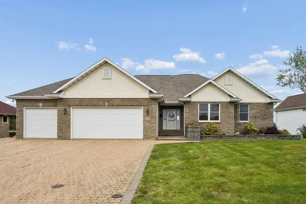 152 Eagle Ridge Dr., Waverly, IA 50677