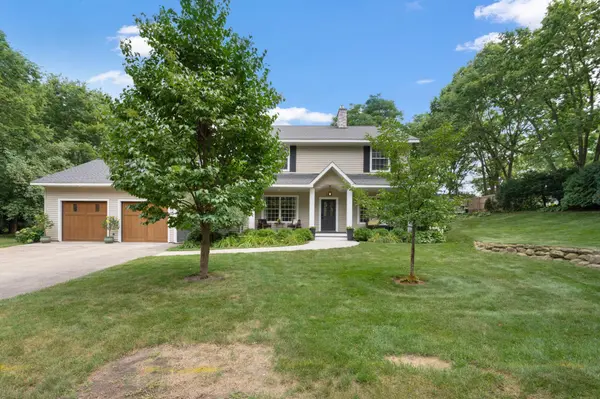 3455 Montgomerie AVE, Wayzata, MN 55391