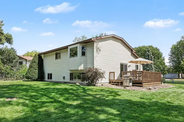 14372 Jonquil ST NW, Andover, MN 55304